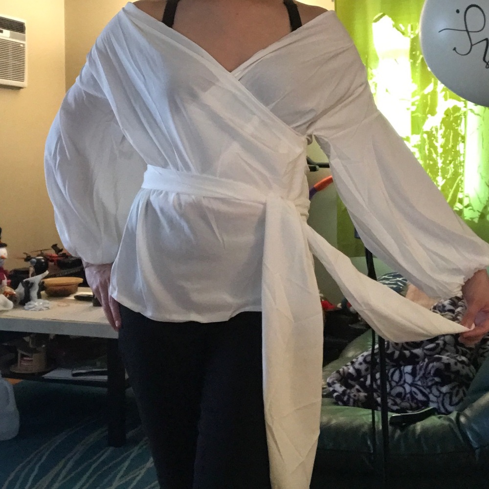 Cute top shoulder